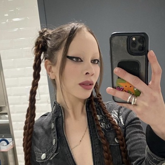 Meet your Posher, Ale - Picture 1 of 1